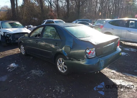 2005 Toyota Camry Xle V6 z USA, uszkodzony, nr VIN 4T1BF30K65U100870